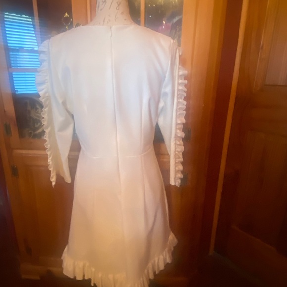 Dress - Picture 5 of 8